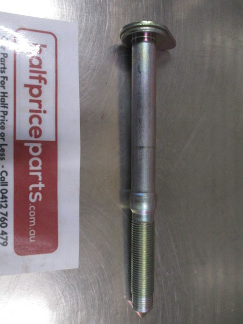 Mitsubishi Pajero Genuine Body Loose Panel Bolt New Part