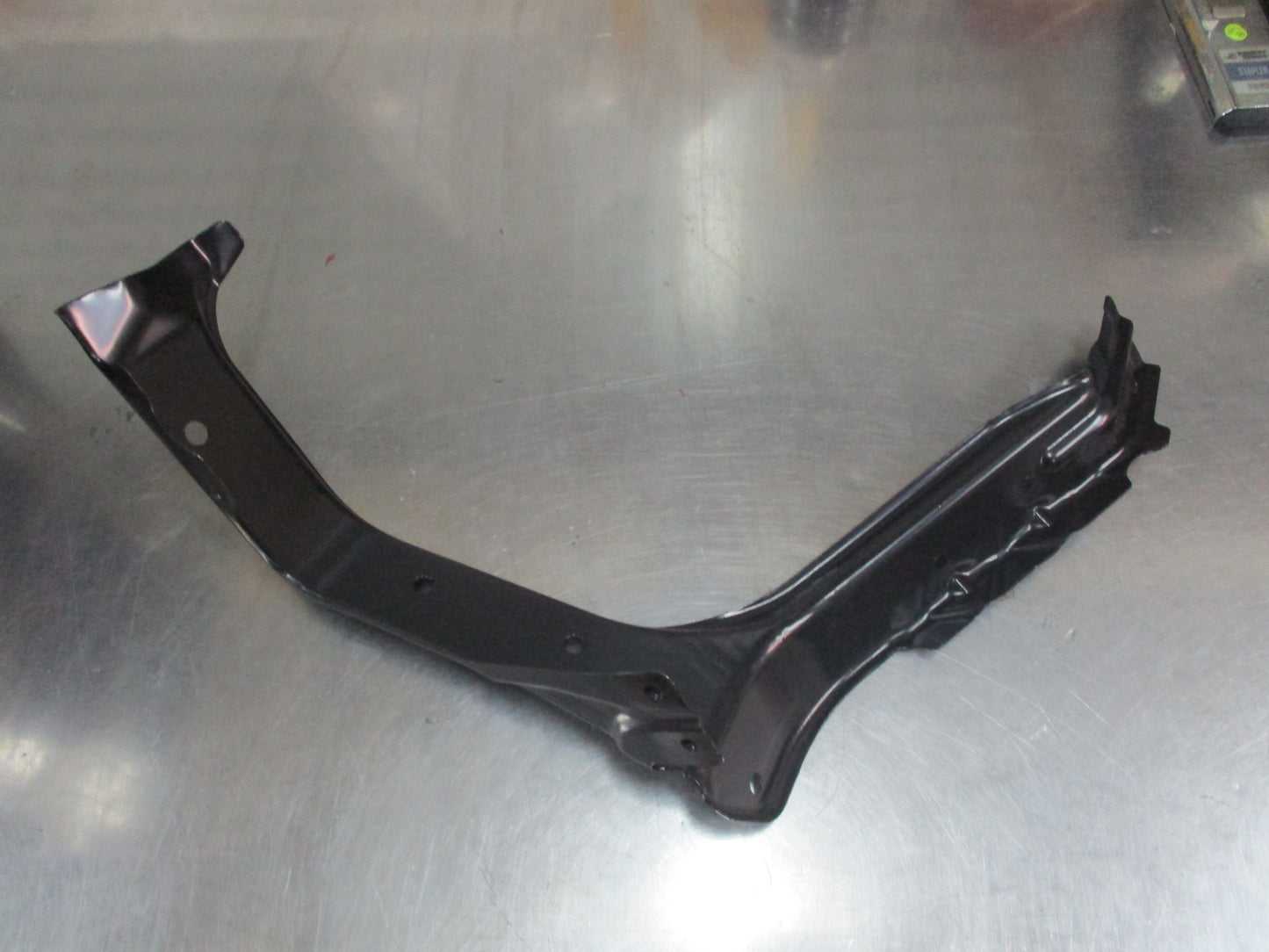 Honda CR-V Genuine Front Right Side Support/Bulkhead New Part