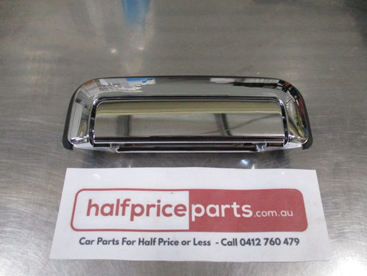 Mitsubishi Pajero Sport Genuine Outer Front Right Hand Door Chrome Handle New Part