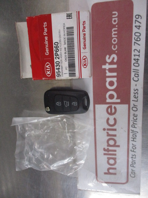 Kia Sorento Genuine 3 Button Transmitter Remote Flip/Keyless Entry Key New Part