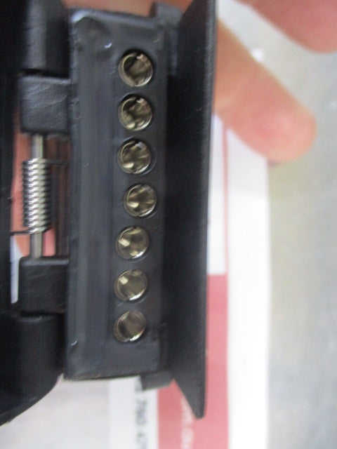 Mitsubishi Genuine 7 Pin Flat Trailer Socket New Part