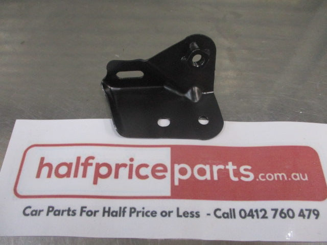 Honda Civic Genuine Right Hand Front Upper Inner Guard Bracket New Part