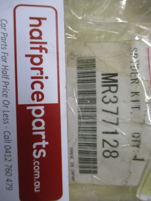 Mitsubishi Pajero/Challenger Genuine Universal Joint Spider Kit New Part