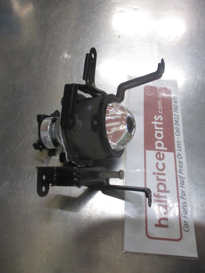 Kia Carnival Genuine Left Hand Front Fog Light Assembly New Part