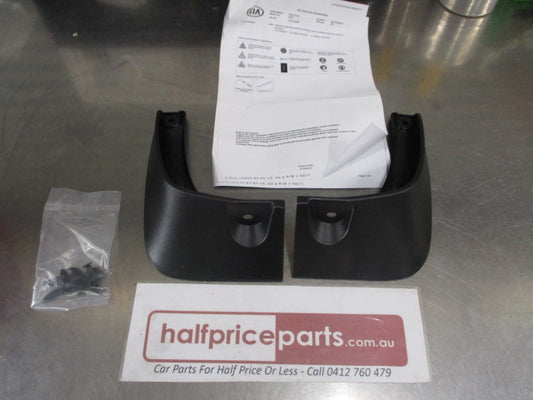 Kia Cerato Genuine Rear Mud Flap Set With Screws New Part