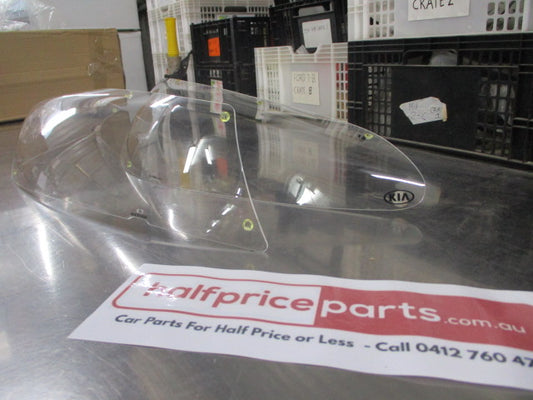 Kia Cerato YD Genuine Headlight Protectors (REPLACEMENT ONLY NO FITTING KIT) New Part