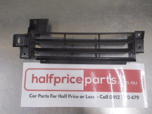 Mitsubishi Delica Genuine Left Hand Front Bumper Grille Garnish New Part
