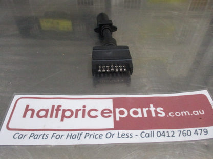Hyundai Genuine 7 Pin Flat To 7 Round Small Trailer Plug Adaptor New Part