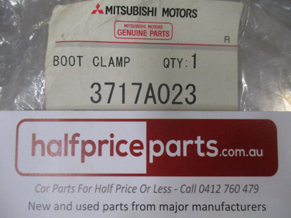 Mitsubishi Pajero Genuine Rear Axle Drive Shaft Clamp New Part