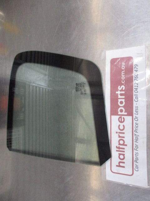 Kia Sportage Genuine Left Hand Rear Door Fixed Quarter Glass New Part