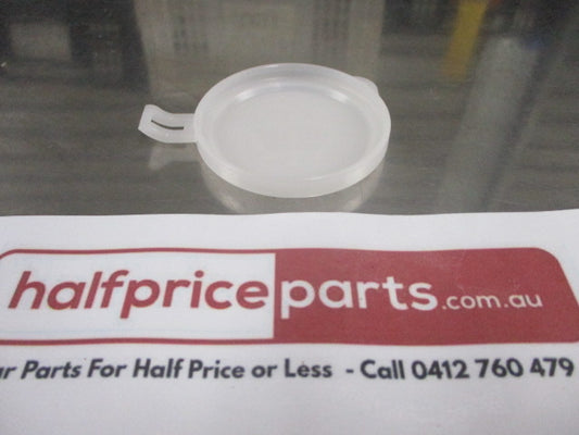 Mitsubishi Pajero V88-V97-V98 Genuine Washer Tank Filler Lid New Part