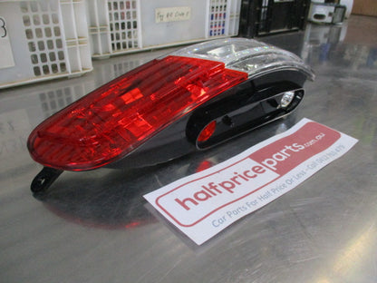 Holden Colorado 7 Genuine Right Hand Rear Lower Fog Light Assembly - New Part
