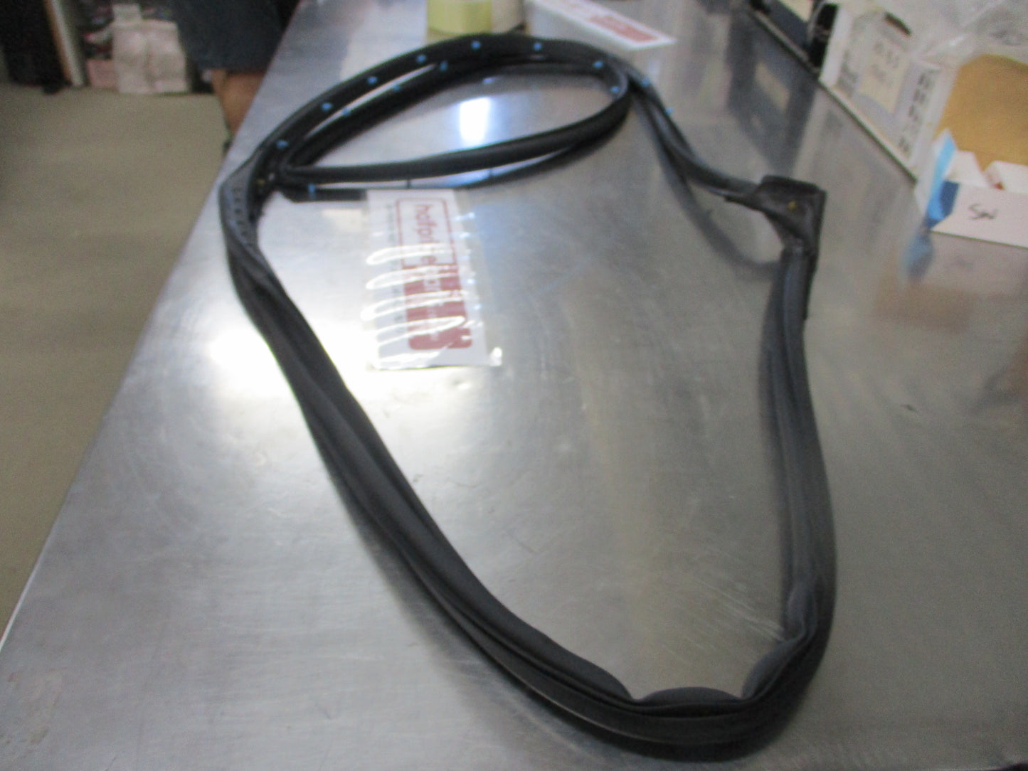 Holden Trax Genuine Left Hand Front Door Weatherstrip New Part