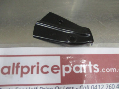 Suzuki Swift Genuine Right hand Lower Front Guard Bracket New Part