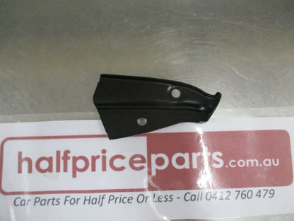 Suzuki Swift Genuine Right hand Lower Front Guard Bracket New Part