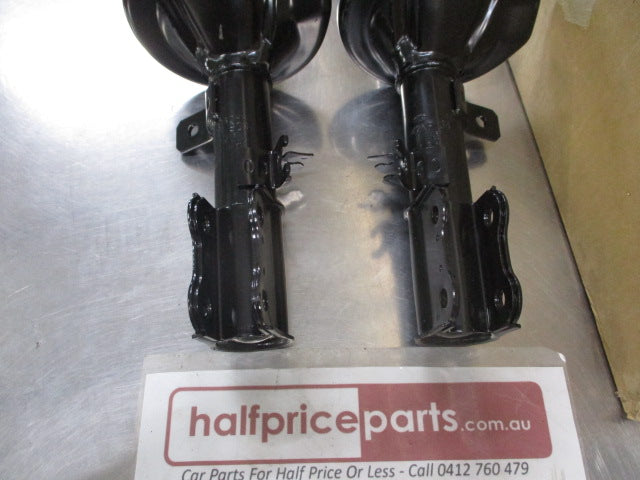 Kia Mentor Genuine Front Shock Absorbers Left And Right  New Part