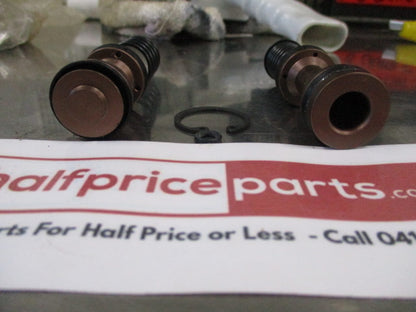 Mitsubishi Nimbus/Eclipse/Galant/Mirage/Sigma/Triton/Pajero Genuine Brake Master Cylinder Repair Kit New Part