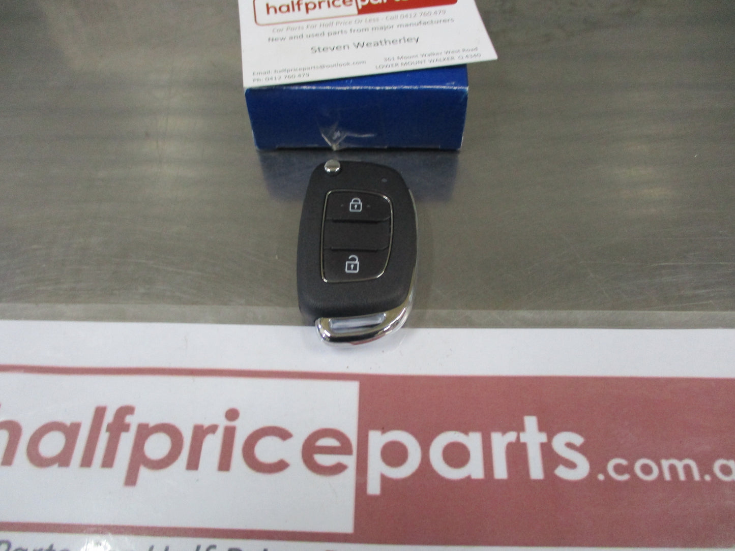 Hyundai Iload  Genuine 2 Button Keyless Entry Flip Key Remote New Part