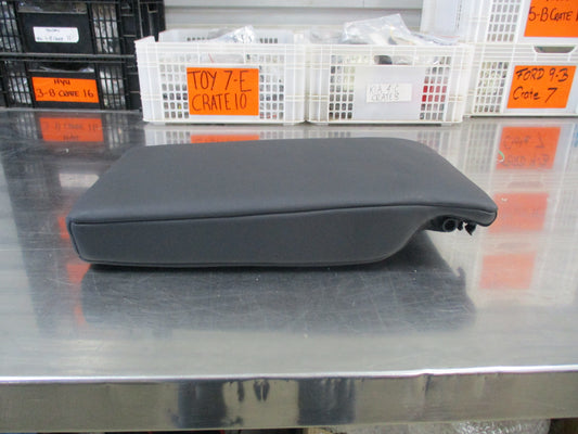 Peugeot 308 Genuine Rear Seat Centre Armrest New