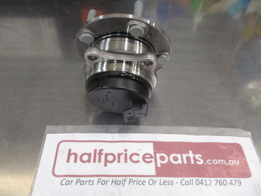 Kia Carnival Genuine Rear Wheel Hub Assembly New Part