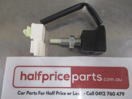 Kia Ceed/Cerato/Magentis/Optima/Rio/Rondo/Sorento/Soul/Sportage Genuine Ignition Lock Clutch Switch New Part
