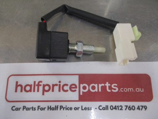 Kia Ceed/Cerato/Magentis/Optima/Rio/Rondo/Sorento/Soul/Sportage Genuine Ignition Lock Clutch Switch New Part