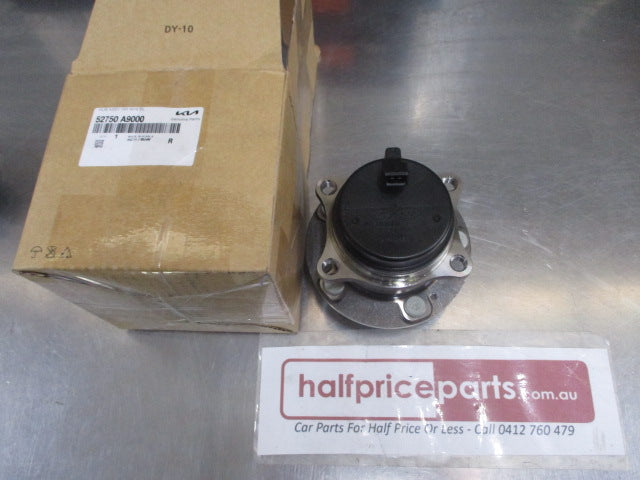 Kia Carnival Genuine Rear Wheel Hub Assembly New Part