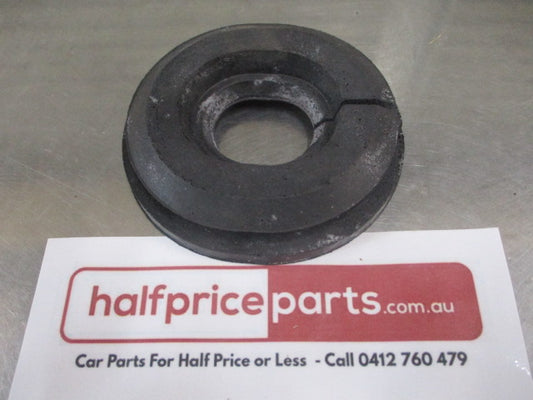 Mitsubishi Pajero Genuine Engine Wiring Chassis Grommet New Part