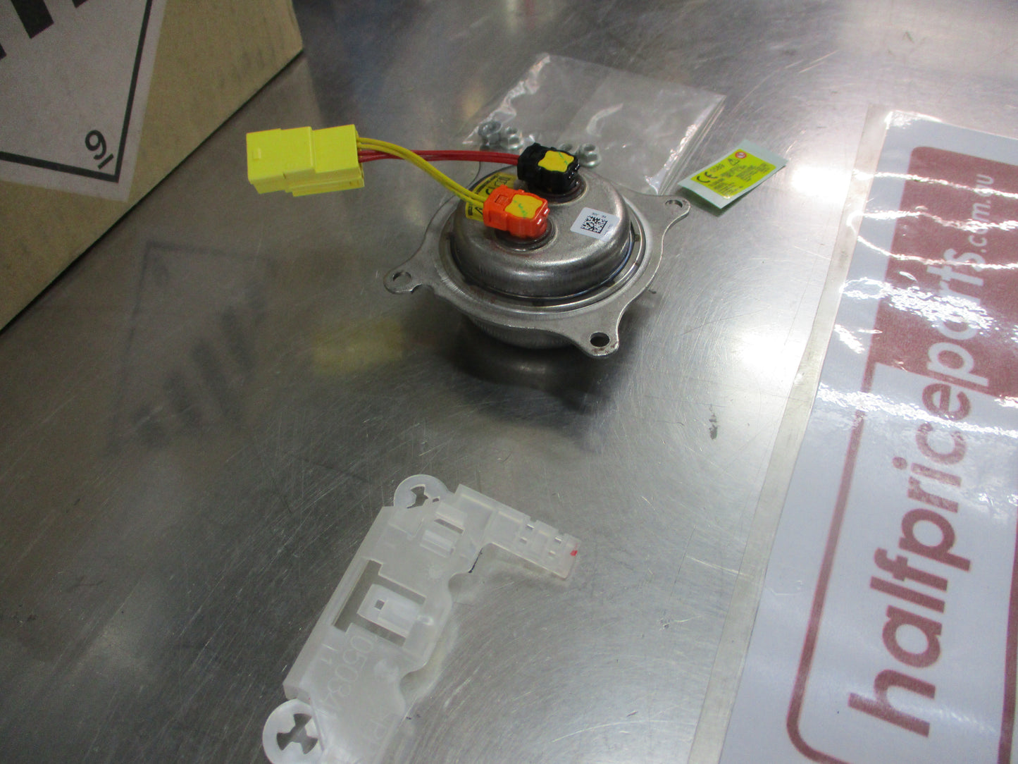 Honda CR-V Genuine Air Bag Steeing Wheel Activator New Part
