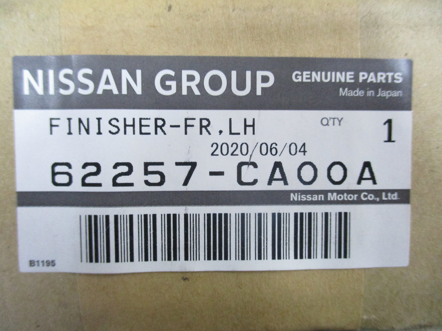 Nissan Murano Genuine Front Passenger Lower Deflector New