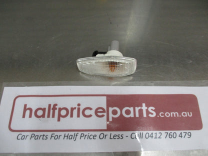 Hyundai / Kia Genuine Right Hand Side Lamp Indicator Assembly New - Part