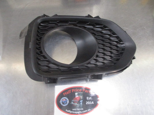 Kia Sorento Genuine Left Front Fog Light Blanking Trim New Part
