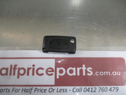 Citroen Berlingo Genuine 3 Button Flip Uncut Key New Part