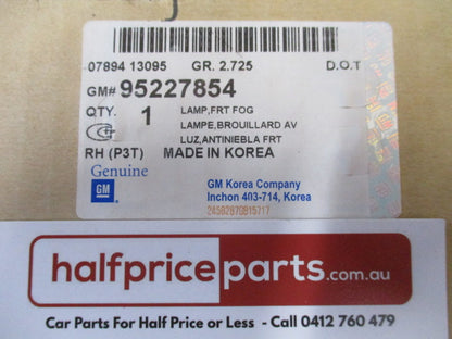 Holden Trax Genuine Right Hand Front Fog Light And Bracket - New Part