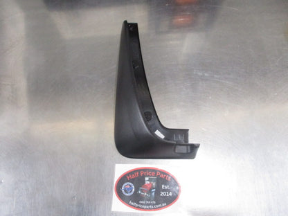 Kia Sorento Genuine Left Hand Rear Mud Flap Only New Part