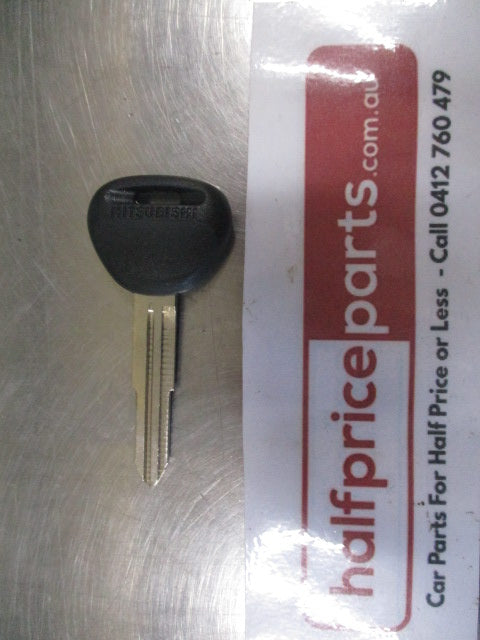 Mitsubishi Pajero/Lancer/Delica/Galant/3000GT Genuine Uncut Key Blank New Part