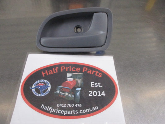 Kia Rio Genuine Right Hand Front Inner Door Handle Assembly New Part