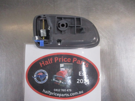 Kia Rio Genuine Right Hand Front Inner Door Handle Assembly New Part