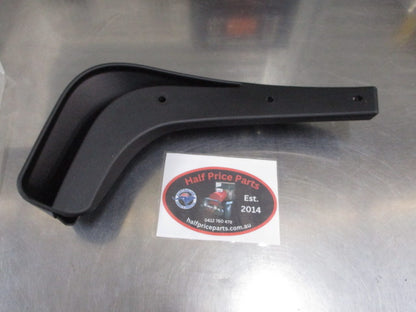 Kia Carnival YP Genuine Right Hand Rear Mud Flap ONLY New Part