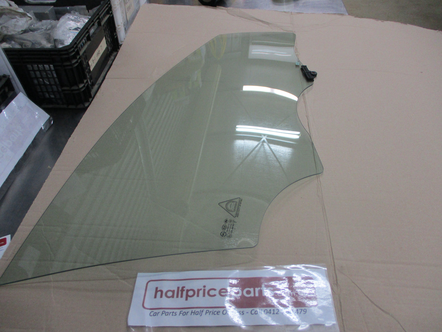 Kia Cerato Genuine Drivers Front Door Glass New Part