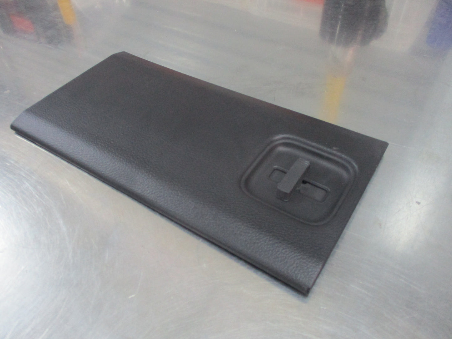 Suzuki SX4 Genuine Quarter Lower Trim Lid (Black) New Part