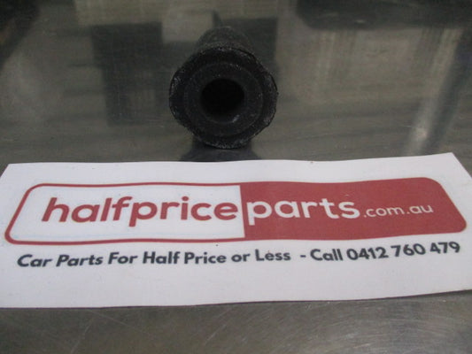 Mitsubishi Triton/Pajero Sport Genuine Upper U-Bolt Bushing New Part