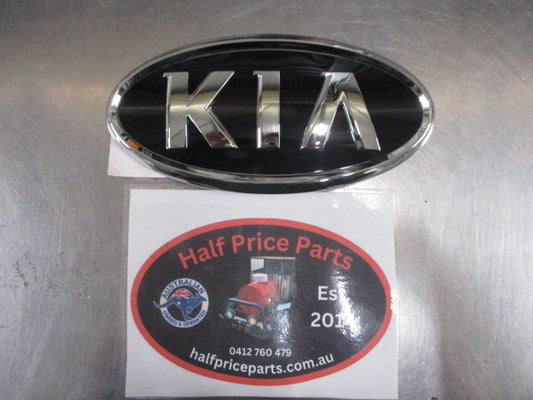 Kia Carnival/Sportage Genuine Rear Tail Gate Emblem (Chrome And Black) New Part.