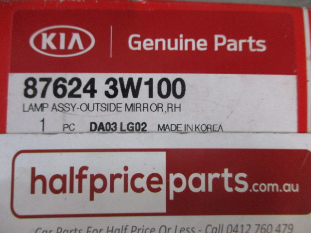 Kia Sportage Genuine Right Hand LED Mirror Indicator Lamp New Part