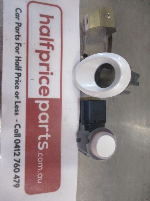 Mitsubishi Eclipse Cross Genuine Left Hand Front Corner Park Sensor (White) New Part