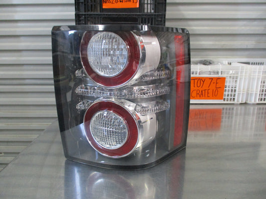 Land Rover Range Rover Genuine Drivers Side Tail Light New