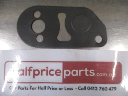 Mitsubishi Triton/Pajero Genuine Injection Pump Idler Gear Plate Gasket New Part