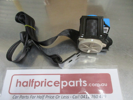 MG Genuine Centre Rear Seat Belt Assembly New Part