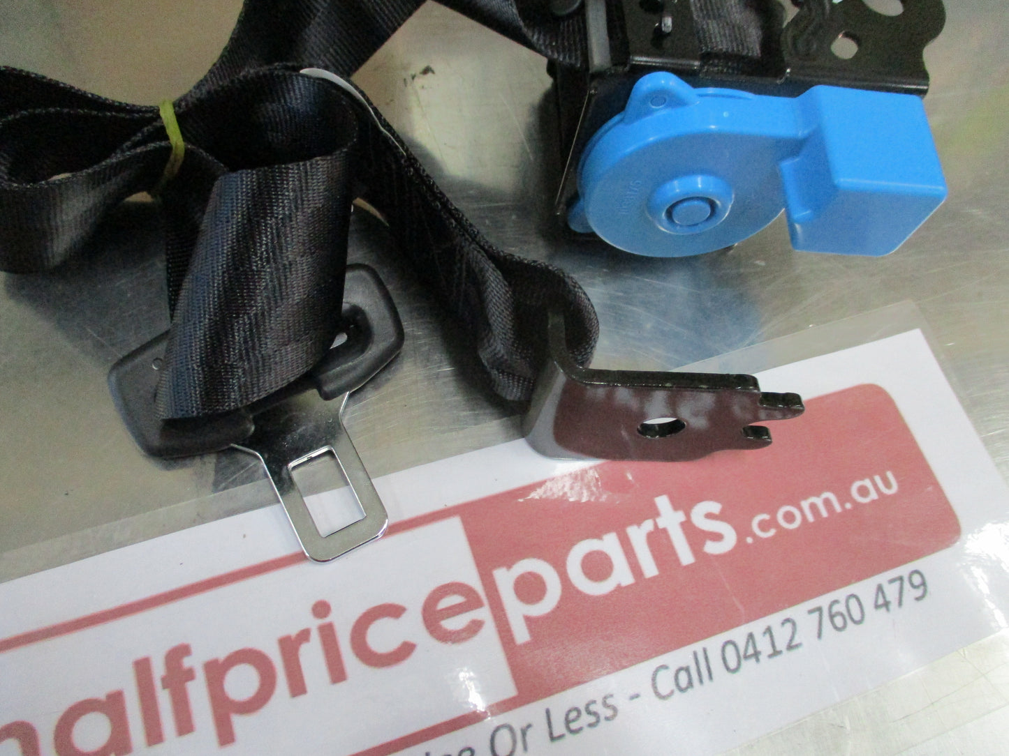 MG Genuine Centre Rear Seat Belt Assembly New Part