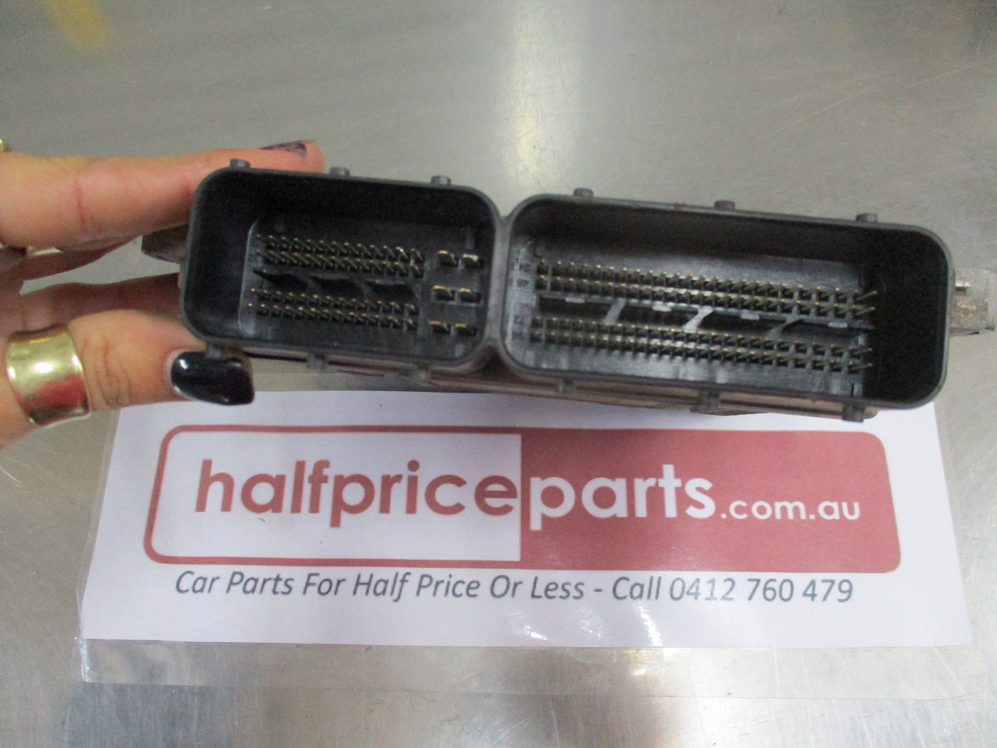 Holden Captiva Genuine Automatic Engine ECU Used Part